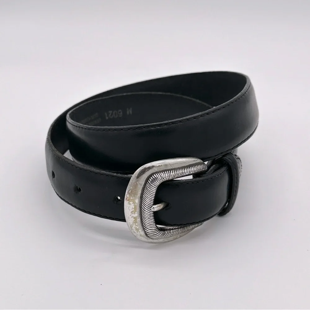 Talbots Vintage 1994 Leather Belt Silver Decorative Buckle Sz Medium‎